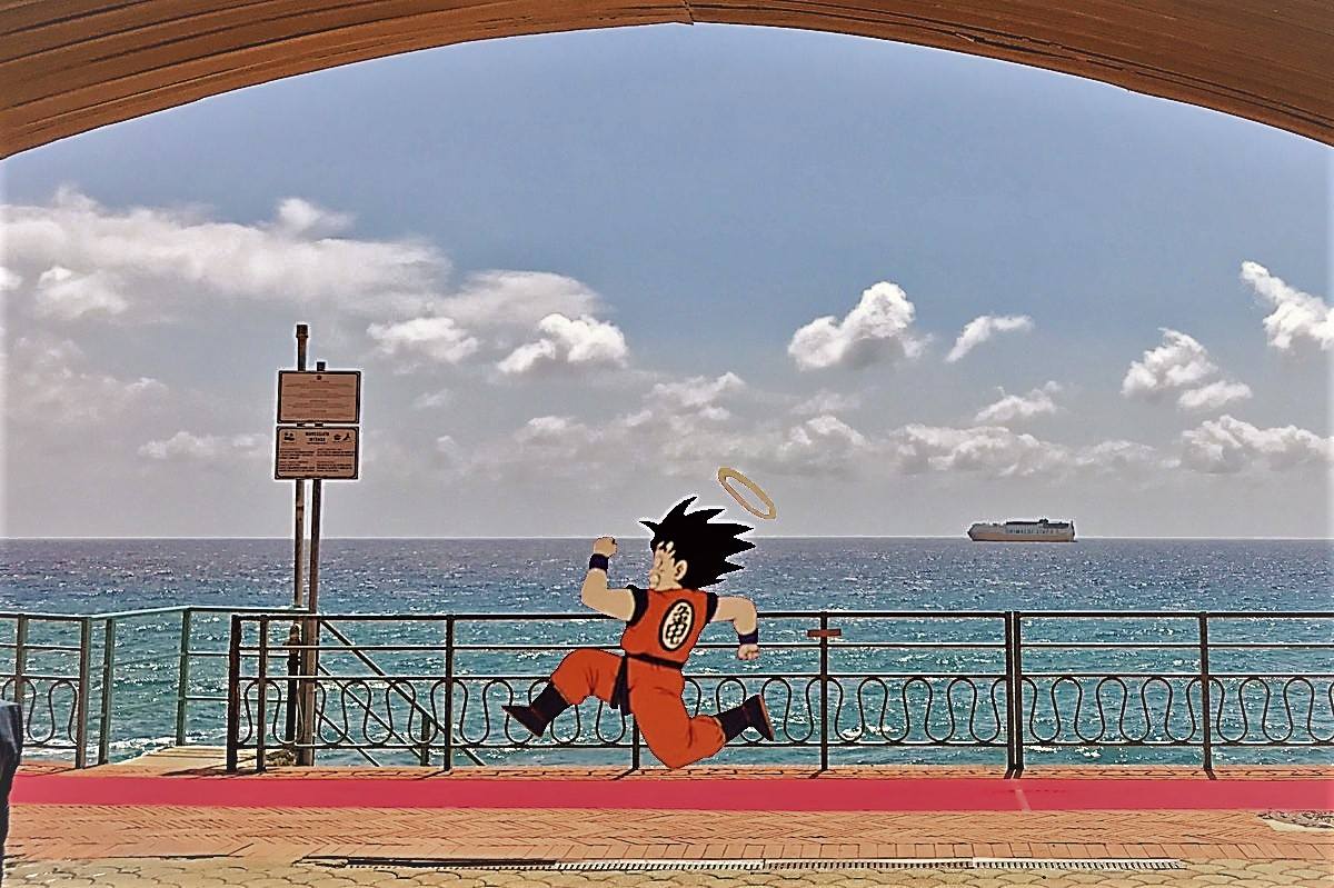 genowa shitposting meme genova goku red carpet